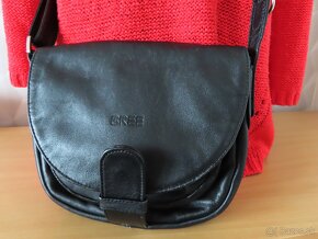 Bree, čierna kožená crossbody kabelka - 8