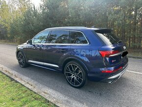 Audi SQ7 benzín 2021 - 8