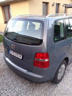 VW Touran - 8