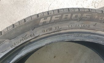 Letné pneumatiky 245/40 R18 - 8