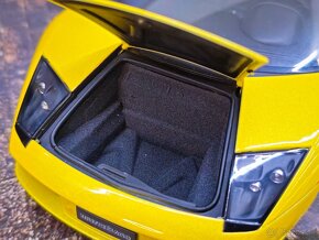 Lamborghini Murcielago 1:18 Autoart - 8