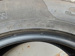 235/55 R18 zimné - 8