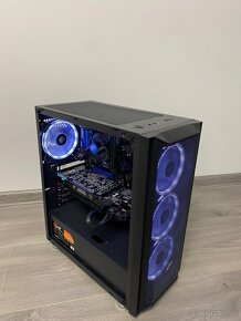 Herny Pc i5 4460, R9 280, 8Gb Rám - 8