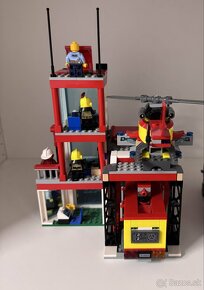 PREDÁM LEGO CITY - 8