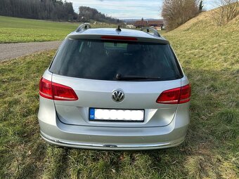 Volkswagen Passat Variant 2.0 TDI BMT Highline DSG - 8