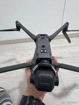 DJI Mavic 3 Pro - 8