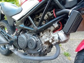 Honda VTR 250 2010 / výmena za skúter - 8