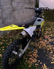 Husqvarna FC250 2024 - 8