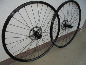 Race-Face Pevné osy 15x100 - 12x142 mm. 29 er. - 8