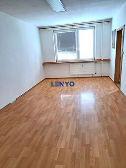 Veľký 3-izbový byt Ľ.Svoboda 78m²  GARDEN - 8