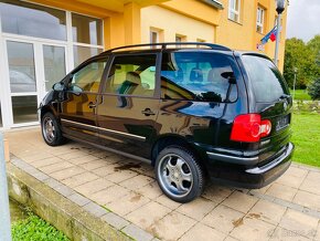 VW Sharan 2.8 v6 benzín 4motion - 8