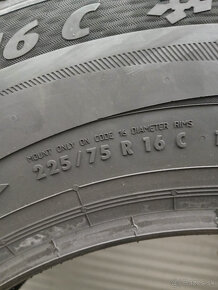 Nové zimné pneumatiky 225/75 R16 121/120 - 8