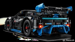 Predám nové LEGO Technic -Porsche GT4 e-Performance - 8