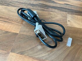 Prepajacie kable VGA, DVI, HDMI + adapter VGA/DVI - 8