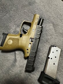 Beretta APX CARRY - 8