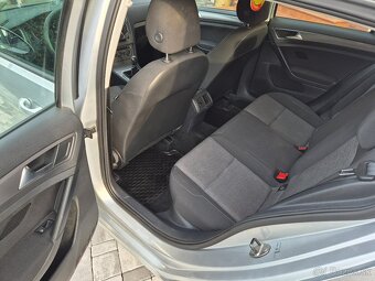 Volkswagen Golf 1.2 TSI 85k Comfortline - 8