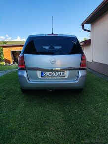 Opel Zafira B 1.9 CDTI 7 miestne - 8