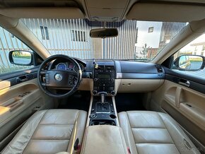 Volkswagen Touareg 3.0TDI - 8