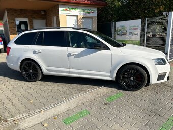 Škoda Octavia Combi 2.0 TDI DPF RS - 8