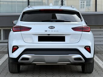 KIA XCeed 1.6 GDi Plug-In Hybrid A/T 104kW 141 PS 4x4 - 8