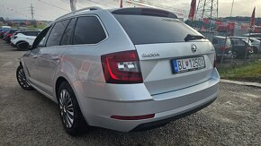 Škoda Octavia Combi 2.0 TDI Business DSG - 8