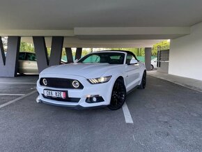 Ford Mustang 5.0 V8 GT Cabrio Pronájem - 8