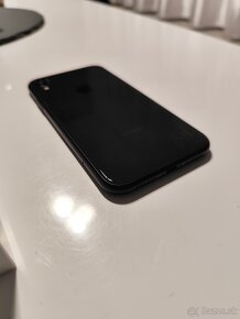 iPhone XR 64 GB - 8