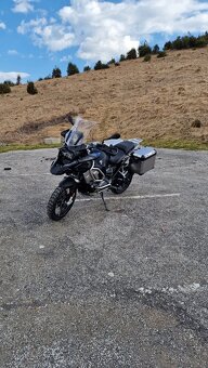 Predám BMW R1250GS ADVENTURE triple black 2024 3000KM - 8