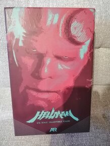 ART TOYS Hellman Hellboy - 8