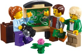 10261 LEGO Roller Coaster - Horská Dráha - 8