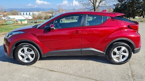 Toyota C-HR 1.2 - 8