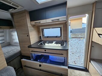 Na prenájom obytný príves CARAVELAIR ALBA 426 Family - 8