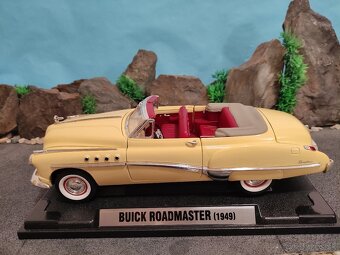 prodám model 1:18 buick roadmaster 1949 - 8