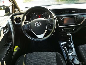 Toyota Auris Touring 1,6i - 8