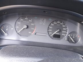 Predám Peugeot 406 1.8 81kw nepojazdné - 8