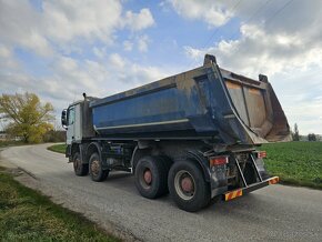 Sklapac Mercedes Actros 8x8 rv 2009 poskodena kabina - 8