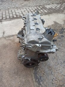 Motor Nissan 1.6i HR16 a další díly - 8