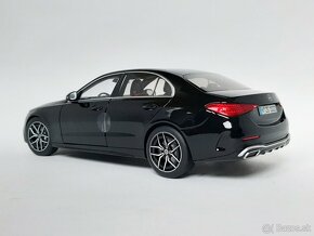 1:18 - Mercedes C-Klasse (2022) - NZG - 1:18 - 8