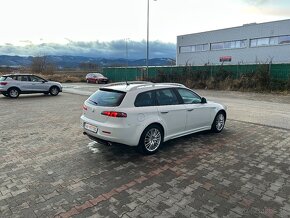 Alfa Romeo 159 2.4 JTDm Ti Automat - 8