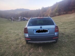 Škoda octavia scout 4x4 2.0tdi - 8