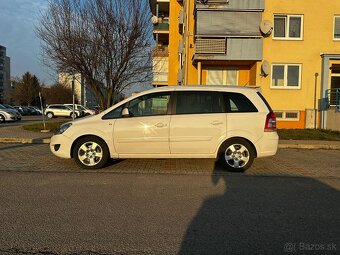 Opel Zafira B - 8