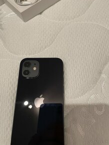 Iphone 12,výborný stav,85% bat - 8