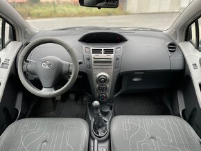 Toyota Yaris 1.0 VVTi, 2010, prvý majiteľ - 8