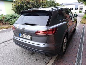 Volkswagen Touareg 3.0 V6 TDI vzduchové vankúše - 8