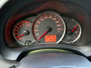 Toyota Yaris 1,3 MT6 - 8