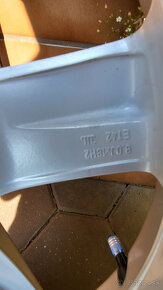 alu R18 5x112, orig. VW Group /Seat, VW, Škoda/ pneu 225/40 - 8