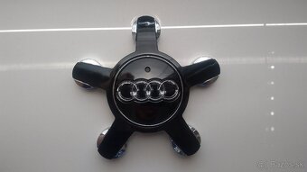 Stredové krytky AUDI, ŠKODA a VW 4F0601165N - 8