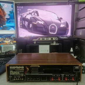 AKAI AA-1010...FM/AM stereo receiver... - 9