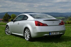 Infiniti G37S - 9