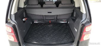 Volkswagen touran 2,0tdi BMM - 9